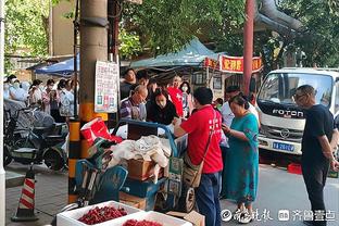 蒙托利沃：在奥斯梅恩和劳塔罗之间我选前者，他比劳塔罗更全面